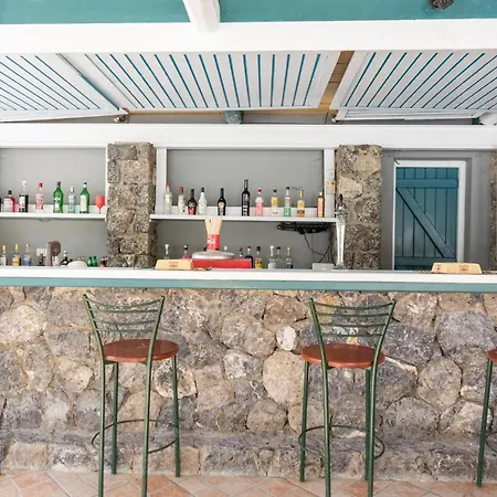 Royal Garden - Red Kavos