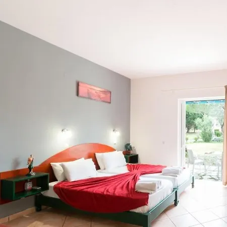 Apartament Royal Garden - Red Kávos
