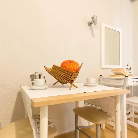 Apartament Royal Garden - Red